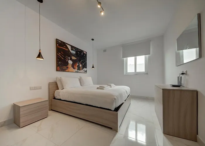 Διαμέρισμα 2br With Balcony Gzira