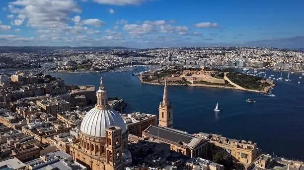 Διαμέρισμα 2br With Balcony Gzira