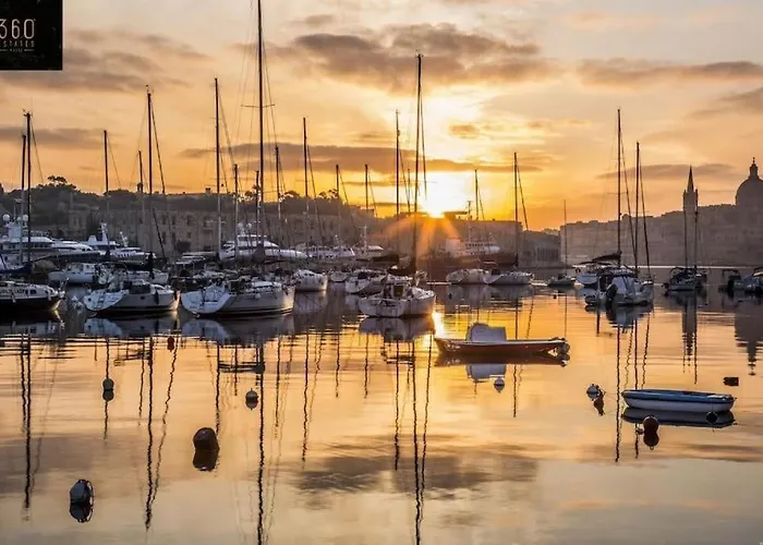 2br With Balcony Διαμέρισμα